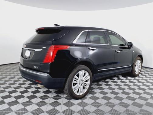 2017 Cadillac XT5 Premium Luxury FWD