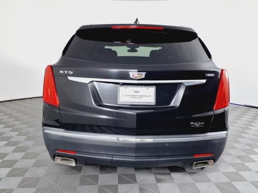 2017 Cadillac XT5 Premium Luxury FWD