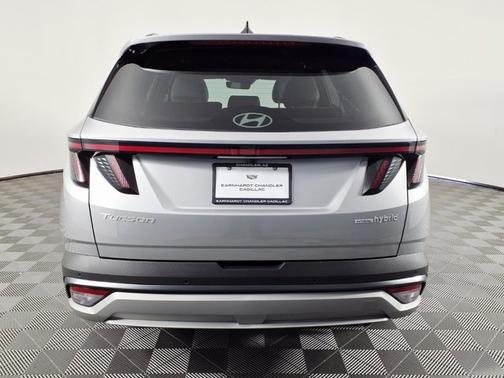 Shimmering Silver 2025 Hyundai TUCSON Hybrid Limited