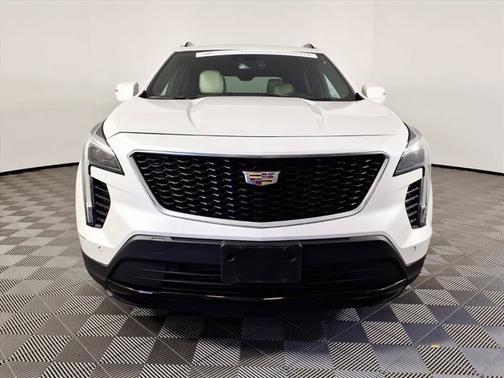 2023 Cadillac XT4 FWD Sport