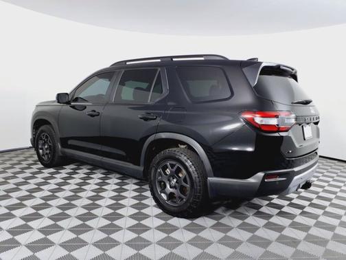 2023 Honda Pilot TrailSport