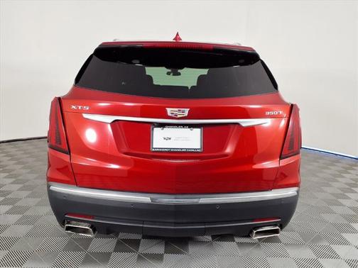 2022 Cadillac XT5 FWD Luxury