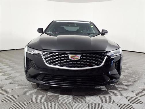 2023 Cadillac CT4 Luxury