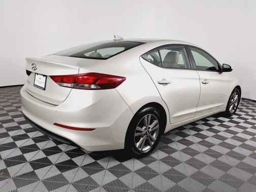 2017 Hyundai ELANTRA Value Edition