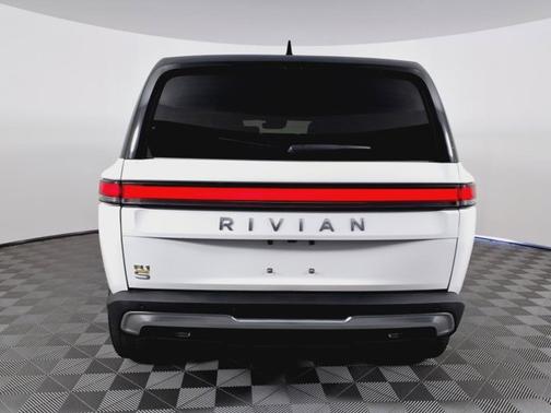 2023 Rivian R1S Adventure
