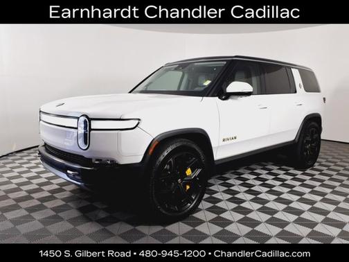 2023 Rivian R1S Adventure