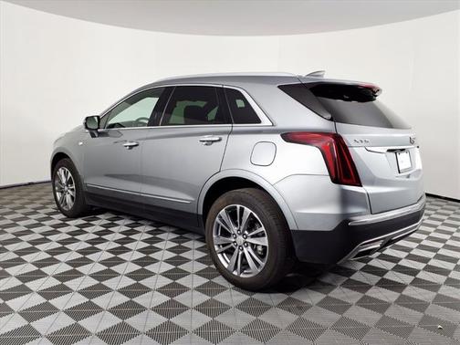 2025 Cadillac XT5 FWD Premium Luxury