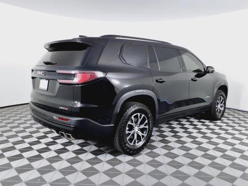 2024 GMC Acadia AWD AT4