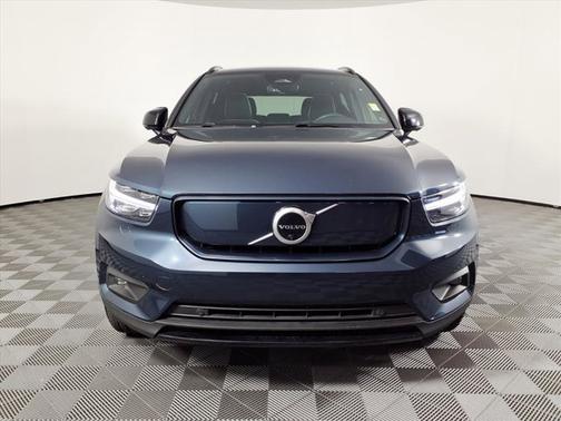 2022 Volvo XC40 Recharge Pure Electric Twin Plus