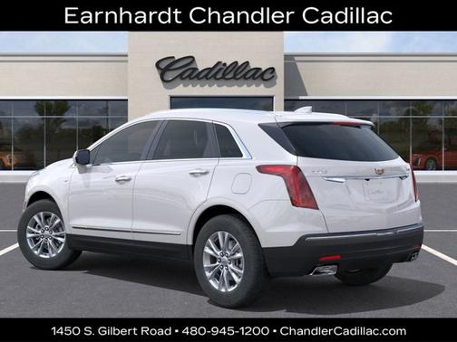 2026 Cadillac XT5 FWD Luxury