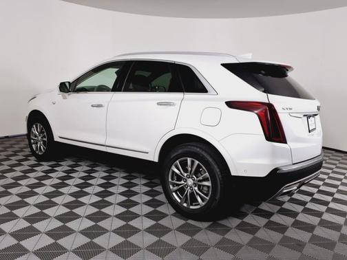2021 Cadillac XT5 FWD Premium Luxury