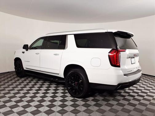 2021 GMC Yukon XL SLT