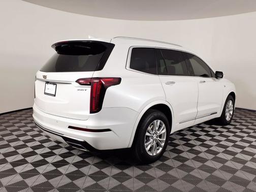 Crystal White Tricoat 2024 Cadillac XT6 FWD Luxury