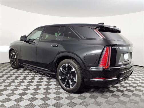 2025 Cadillac Escalade IQ Sport 2