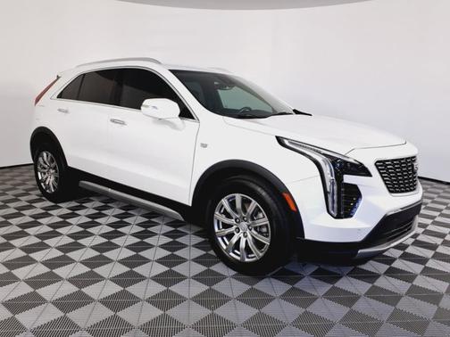 2021 Cadillac XT4 FWD Premium Luxury