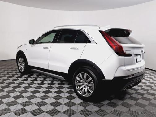 2021 Cadillac XT4 FWD Premium Luxury
