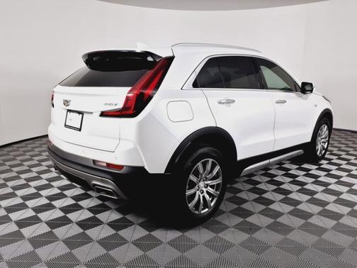 2021 Cadillac XT4 FWD Premium Luxury