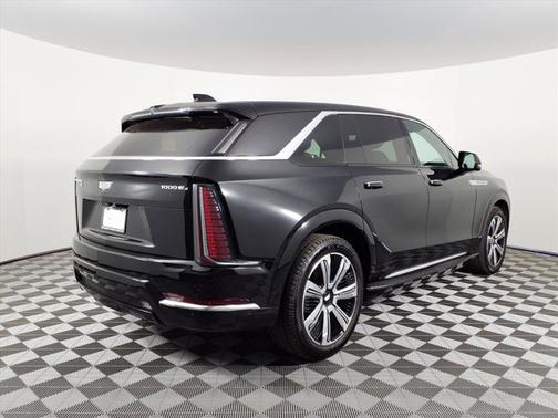 2025 Cadillac Escalade IQ Luxury 2