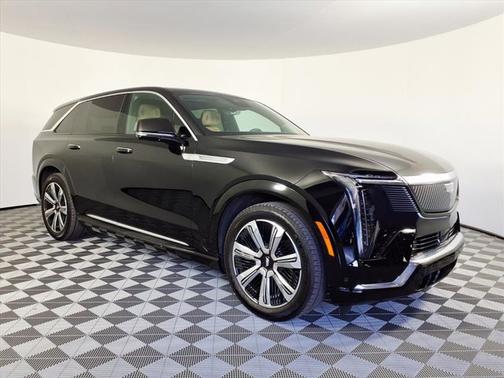 2025 Cadillac Escalade IQ Luxury 2