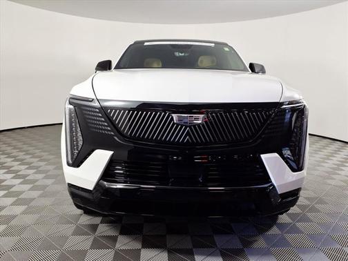 2025 Cadillac Escalade IQ Sport 2