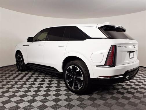 2025 Cadillac Escalade IQ Sport 2