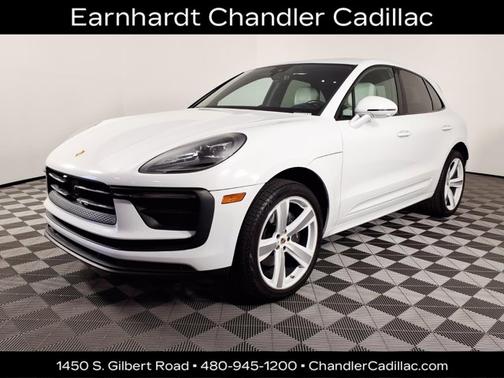 2023 Porsche Macan T