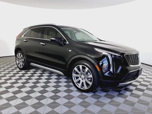 2022 Cadillac XT4 AWD Premium Luxury