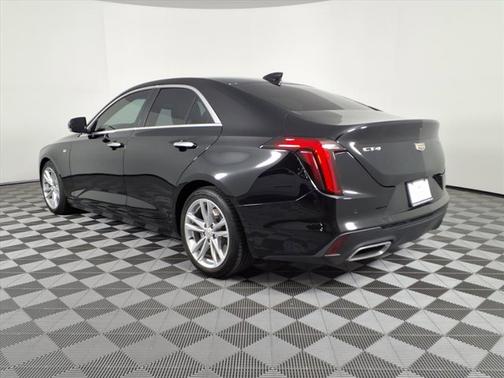 2022 Cadillac CT4 Luxury