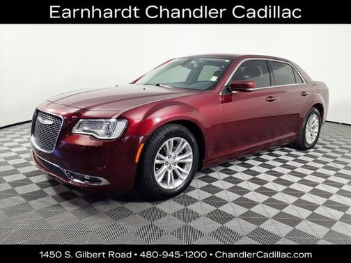 2019 Chrysler 300 Touring L