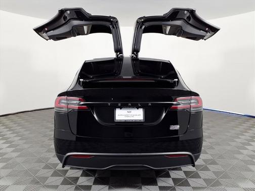 2024 Tesla Model X Plaid