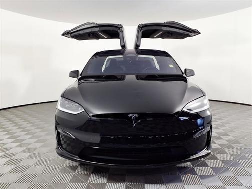 2024 Tesla Model X Plaid