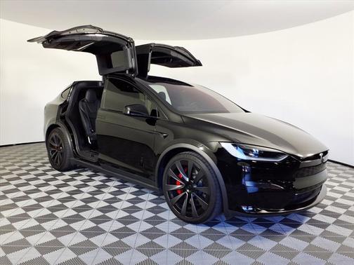 2024 Tesla Model X Plaid