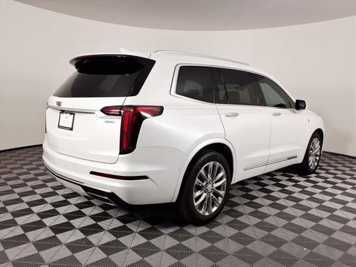 2021 Cadillac XT6 Premium Luxury
