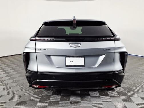 Argent Silver Metallic 2024 Cadillac LYRIQ Sport