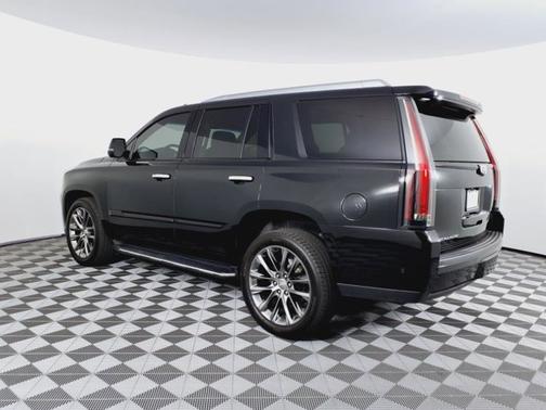 2020 Cadillac Escalade Luxury