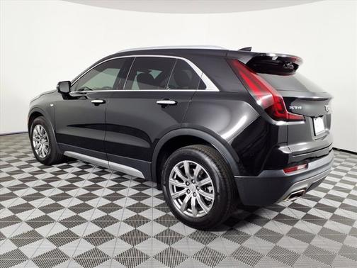 2023 Cadillac XT4 FWD Premium Luxury