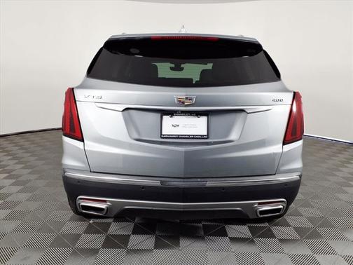 2023 Cadillac XT5 FWD Premium Luxury