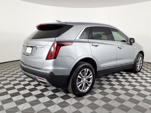 2023 Cadillac XT5 FWD Premium Luxury