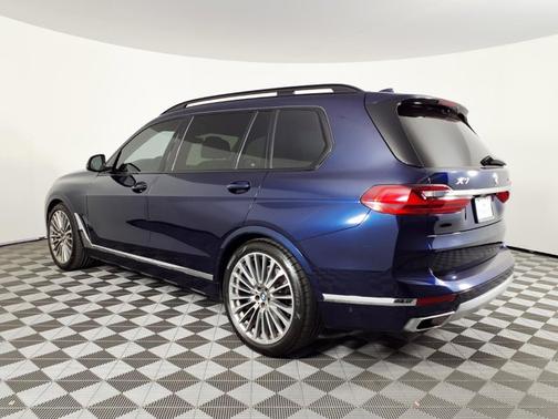 Tanzanite Blue Ii Metallic 2022 BMW X7 xDrive40i