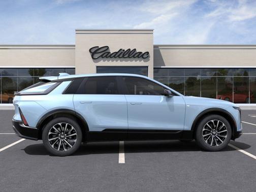 2025 Cadillac LYRIQ Sport
