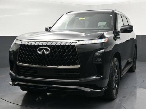 Diamond Black 2027 INFINITI QX80 SPT