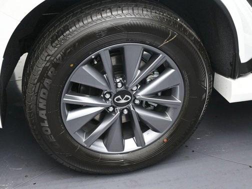 2026 INFINITI QX80 PURE