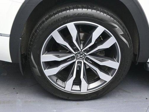 2023 Volkswagen Atlas 3.6L SEL Premium R-Line