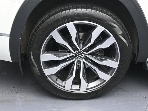 2023 Volkswagen Atlas 3.6L SEL Premium R-Line