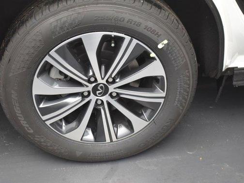 2025 INFINITI QX60 Pure