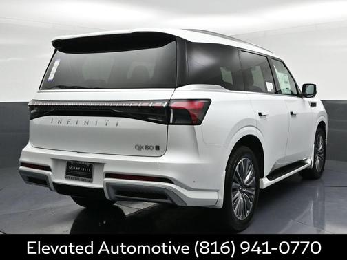 Radiant White 2026 INFINITI QX80 Luxe