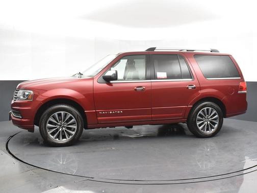 2015 Lincoln Navigator Base