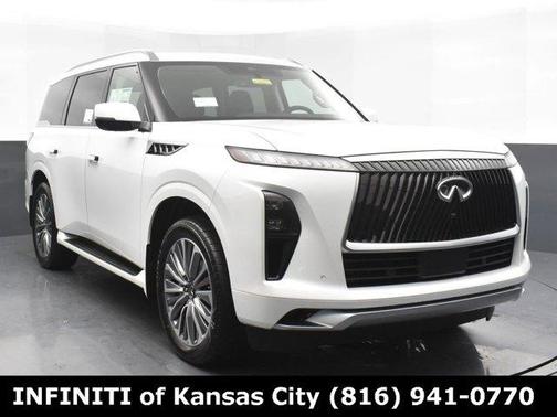 2026 INFINITI QX80 Luxe