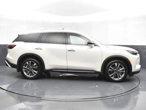 2024 INFINITI QX60 Luxe