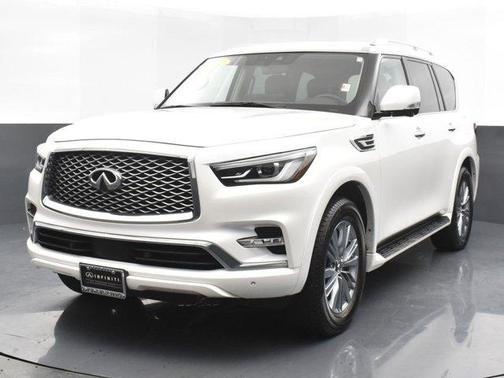 2022 INFINITI QX80 Luxe